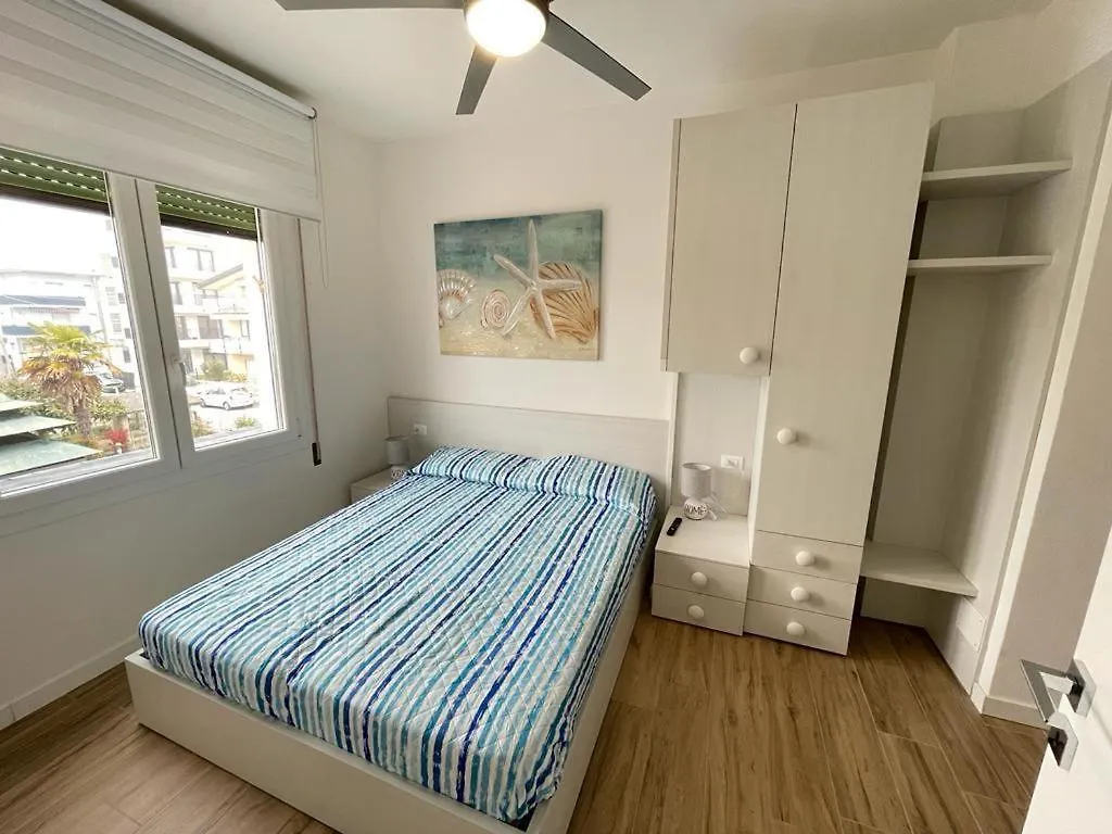Condominio Rosa- Walterigato Apartments-Solo Per Famiglie Lido di Jesolo Apartman